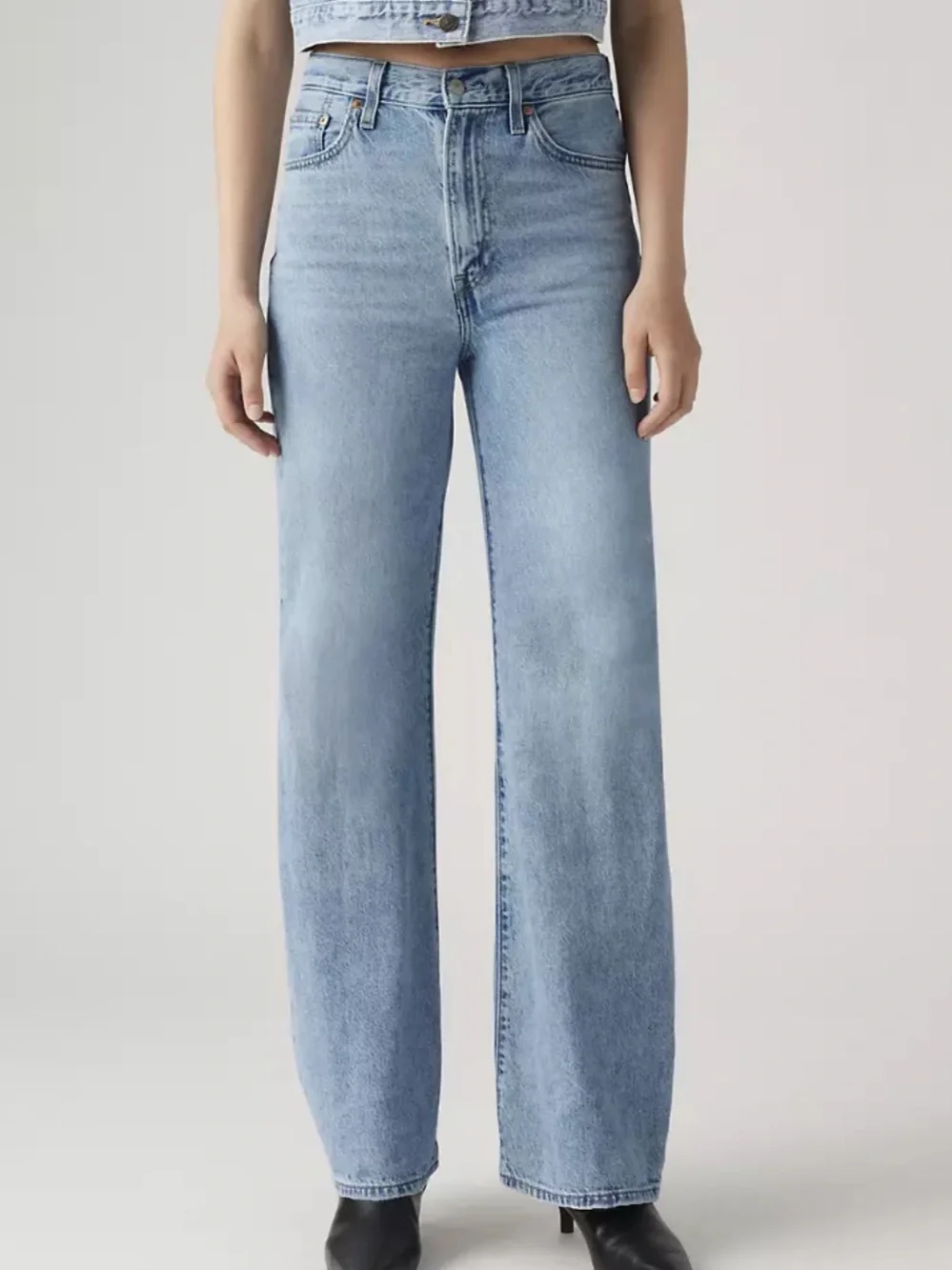 NWT Levi’s Ribcage Wideleg Jeans - Picture 4 of 8